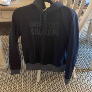 Uber Armour hooded sweatshirt with zip pockets
